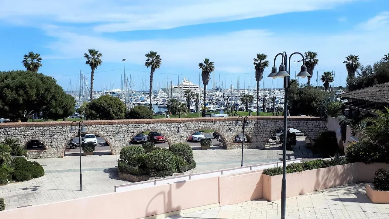Apartment Studio Port Vauban Vue Port Excellente Situation Climatise Fibre