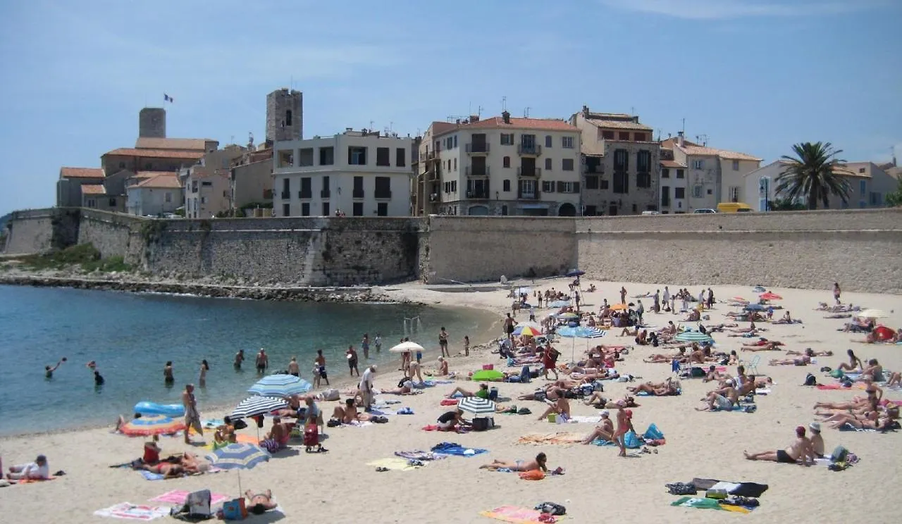 Studio Port Vauban Vue Port Excellente Situation Climatise Fibre Apartment Antibes